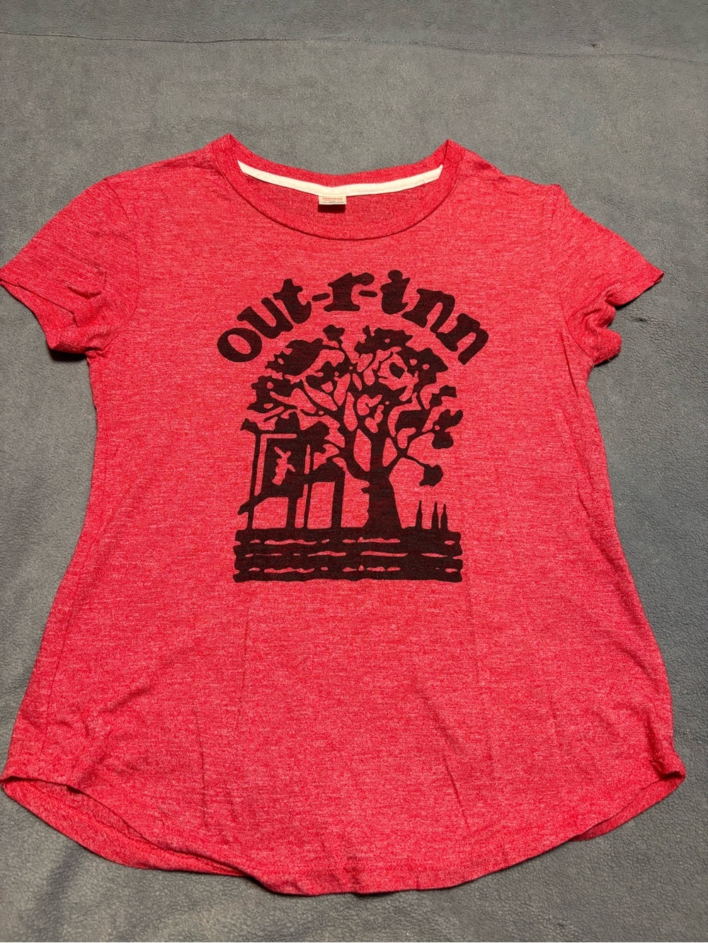 HOMAGE Out-R-Inn Iconic Red Heather Graphic Short Sleeve Tee